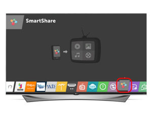 На телевизоре открыть меню и выбрать Smart Share